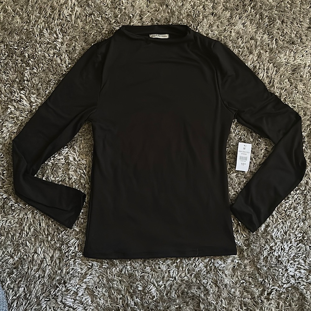 New Medium long sleeve fitted top